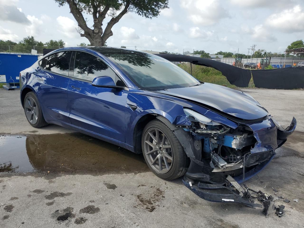 Tesla Model 3 2022
