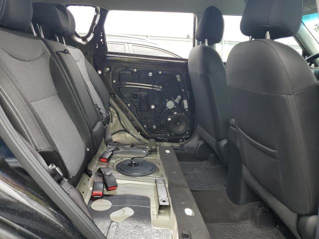 2017 KIA SOUL + - KNDJP3A52H7499091