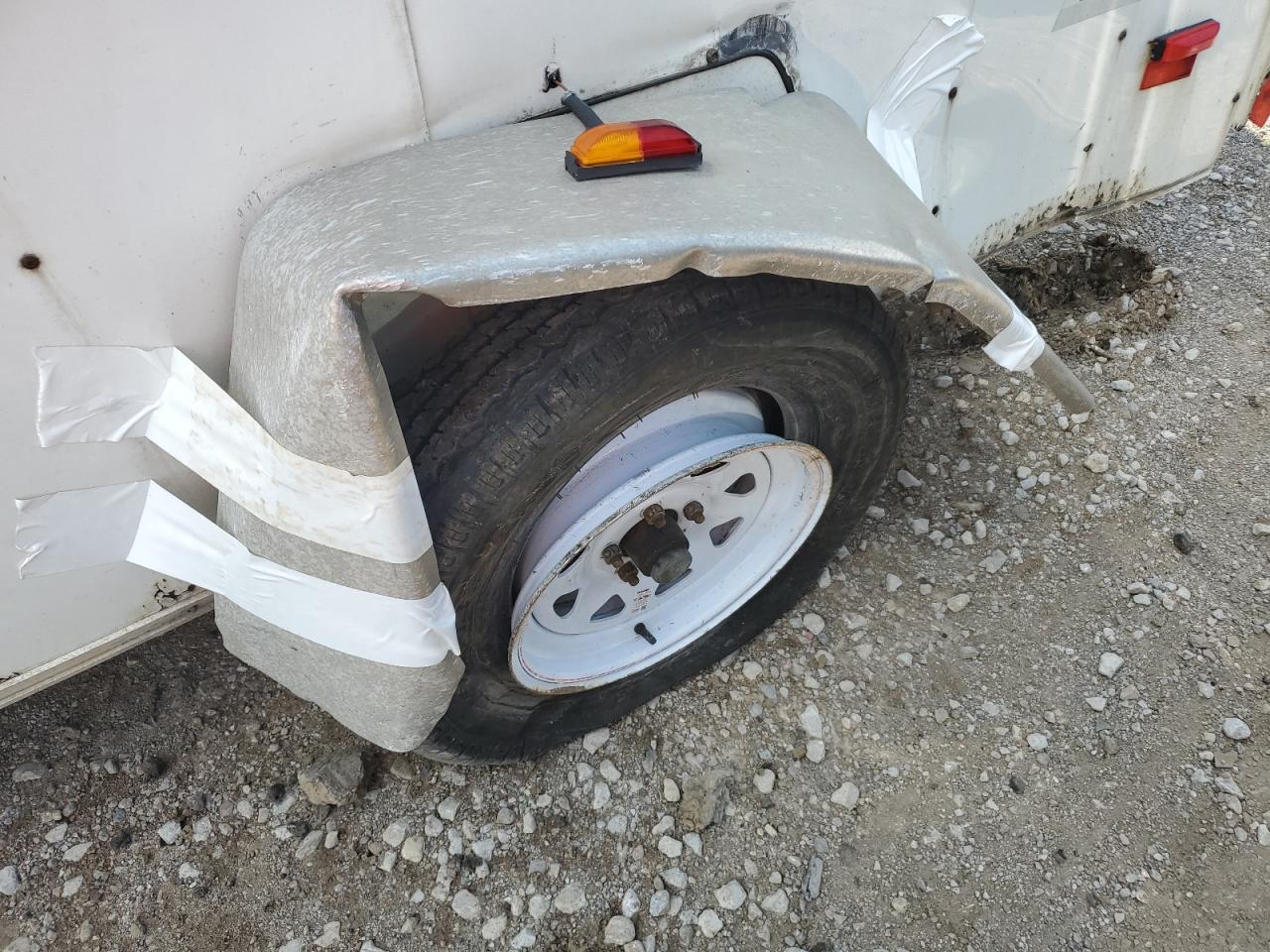 Lot #3227547612 2014 HAULMARK ENCLOSED