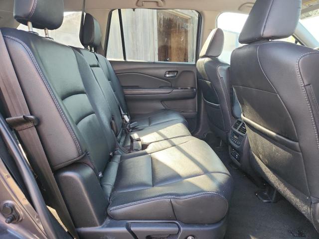 2017 HONDA PILOT TOUR - 5FNYF6H94HB075904