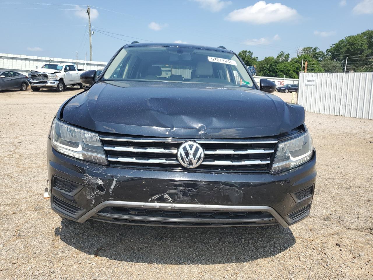 VOLKSWAGEN TIGUAN SE