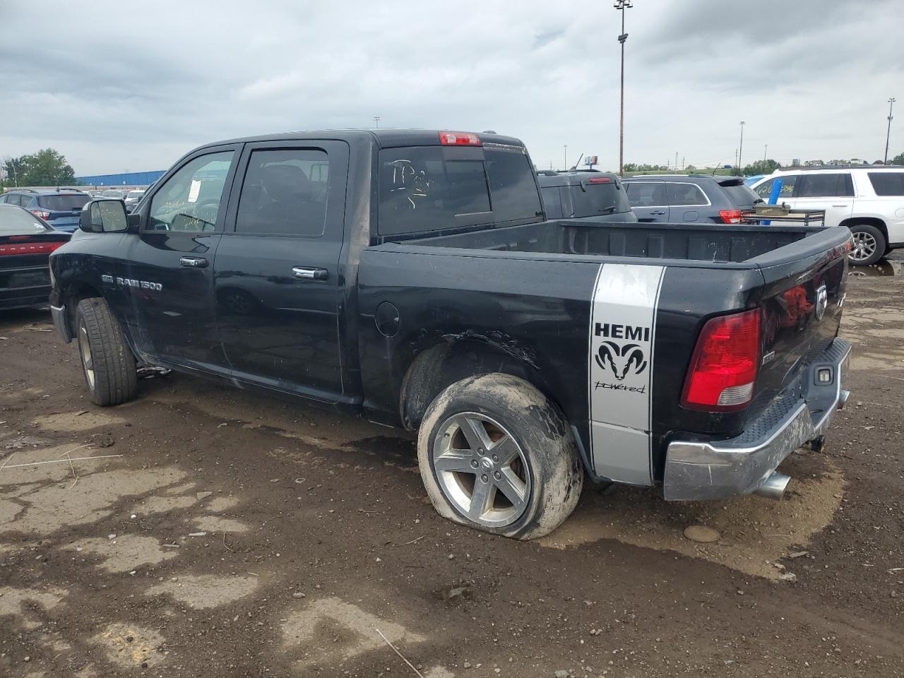 DODGE RAM 1500 SLT