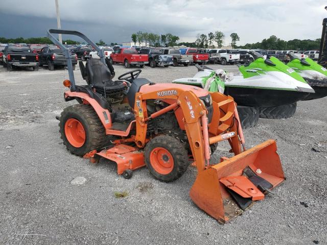 KUBOTA UNKNOWN 2016 orange   B0265 photo #1