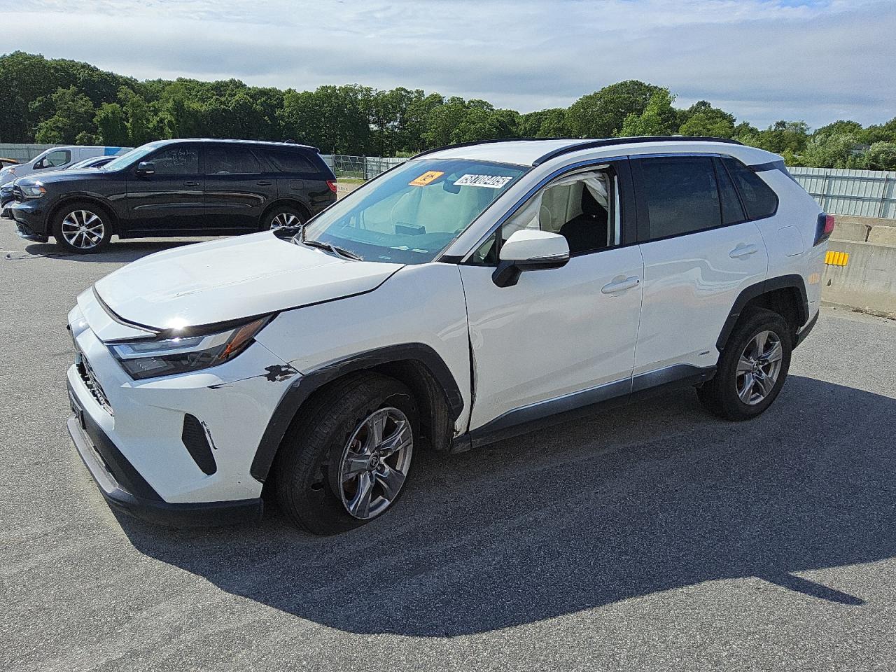 TOYOTA RAV4 LE