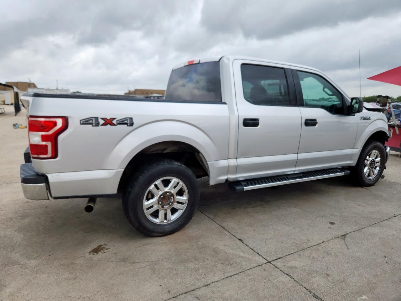FORD F-150 SUPERCREW