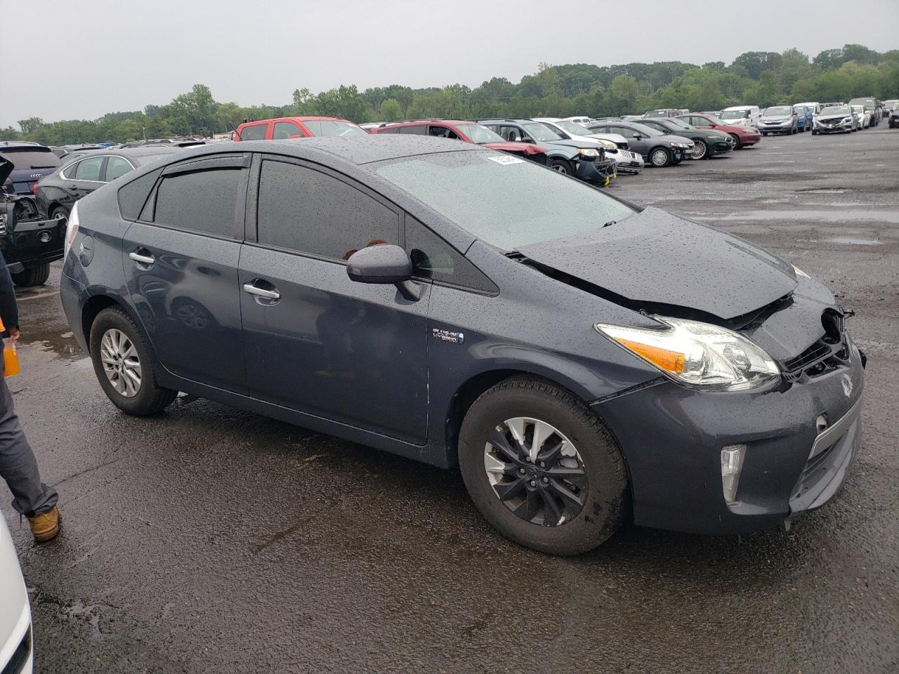 TOYOTA PRIUS PLUG-IN