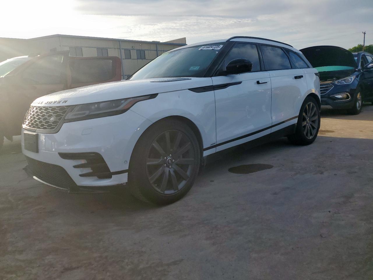 LAND ROVER RANGE ROVER R-DYNAMIC HSE