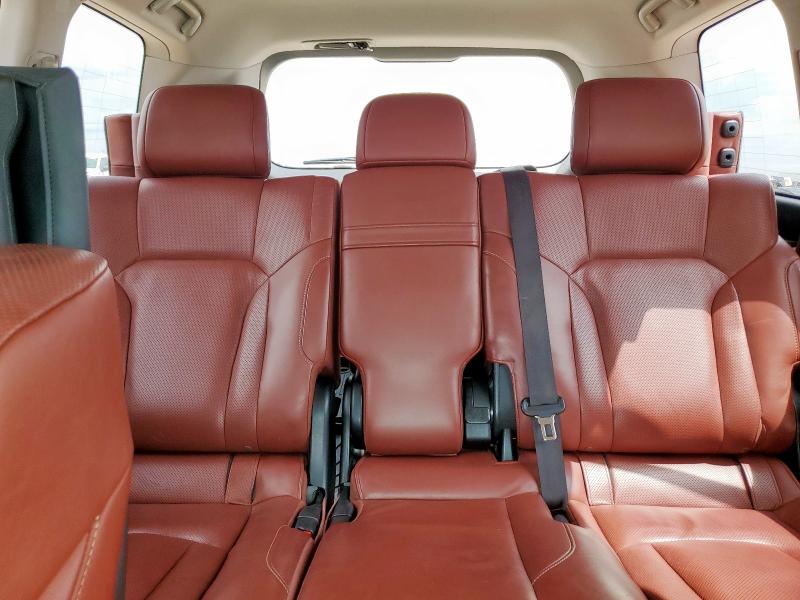 2018 LEXUS LX 570 JTJHY7AX4J4255371