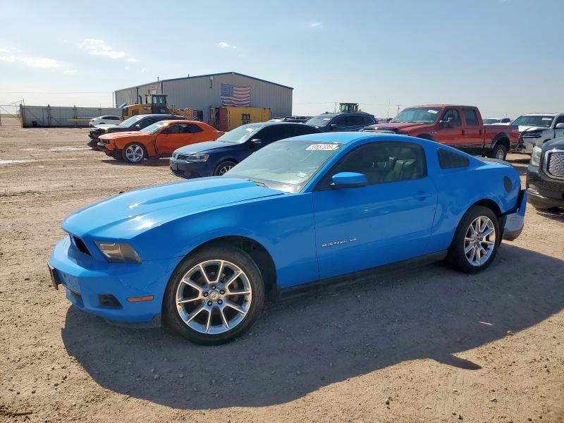 FORD MUSTANG