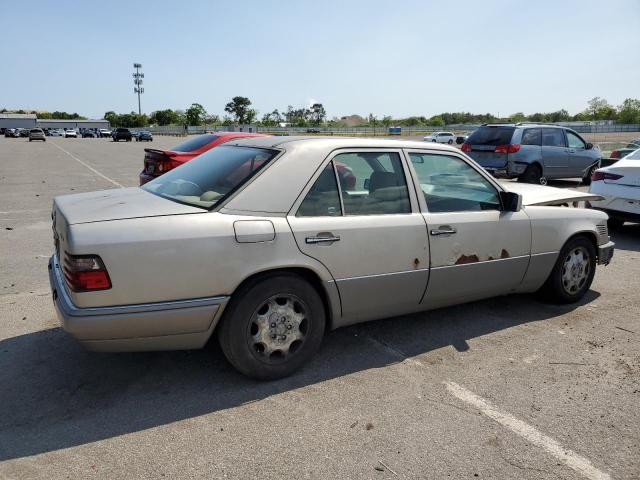 Vin: wdbeb31e6sc207326, lot: 59002705, mercedes-benz e-class 300d 19953
