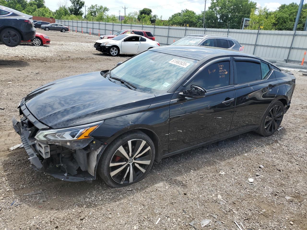 NISSAN ALTIMA SR