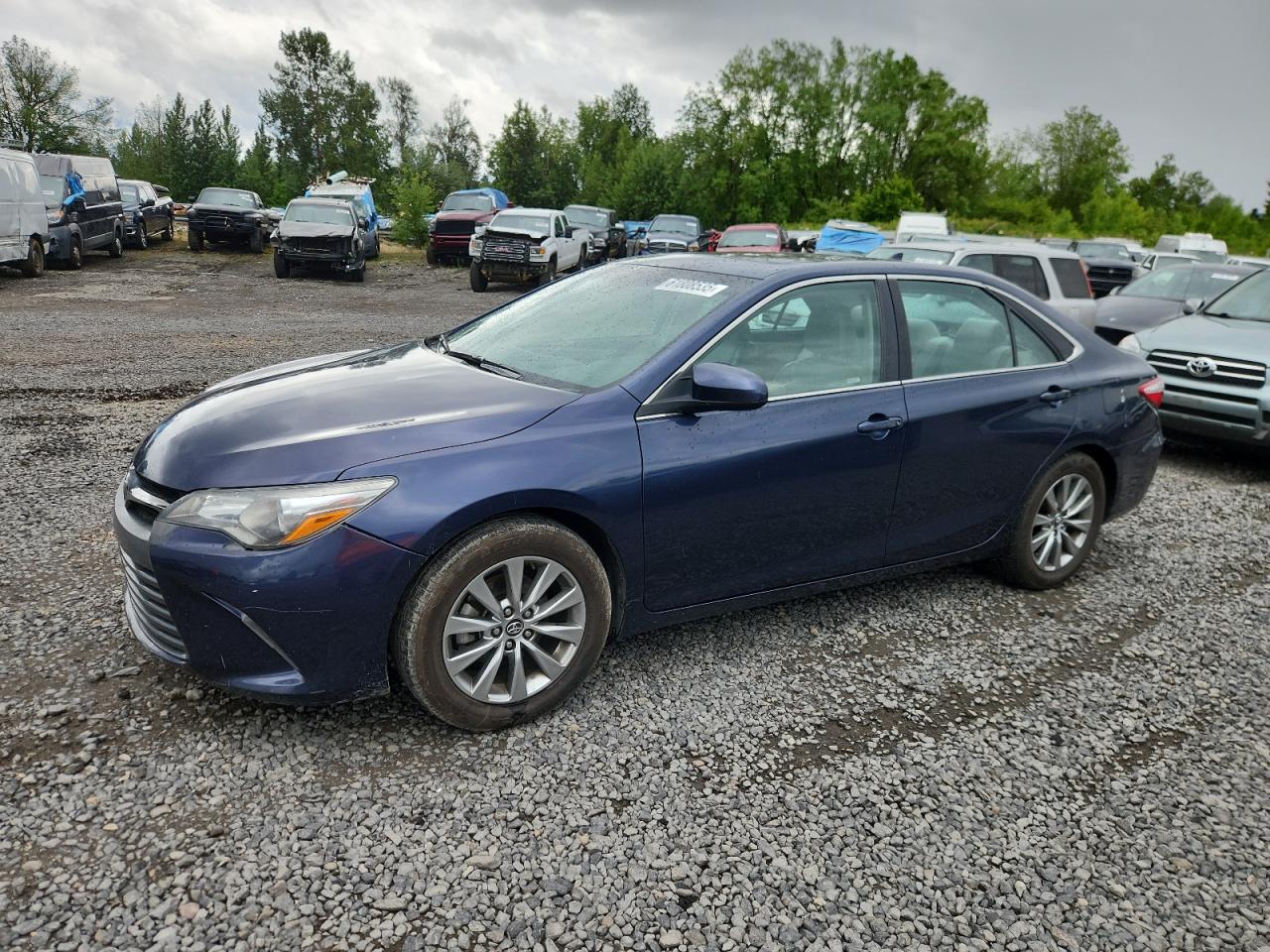 TOYOTA CAMRY LE