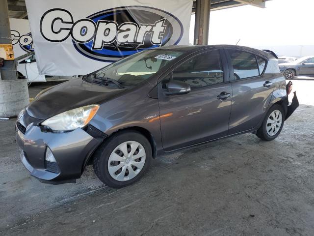 TOYOTA PRIUS C