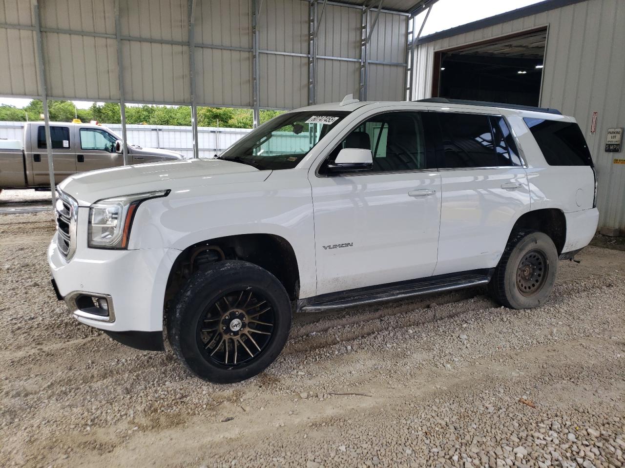 GMC YUKON SLT