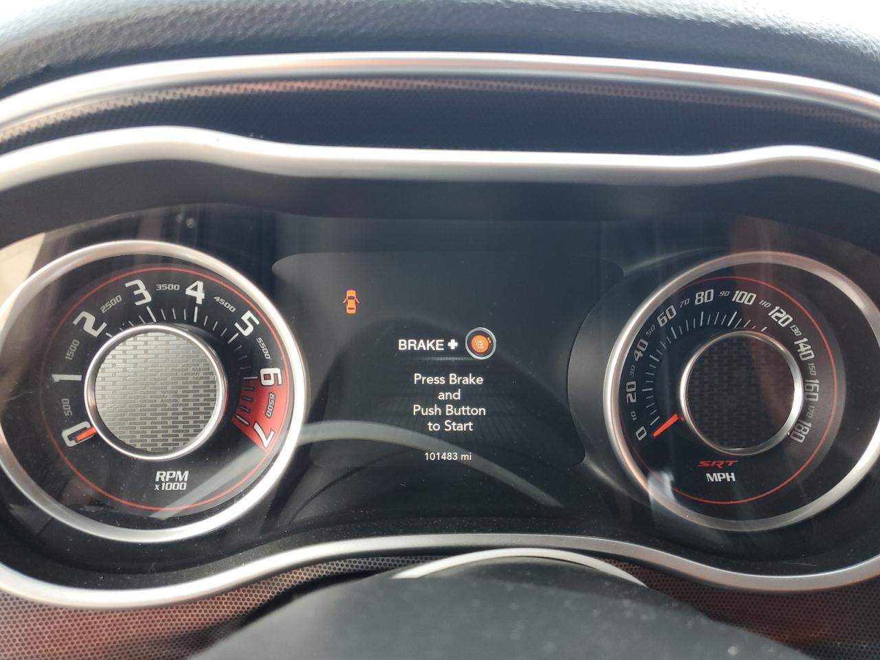 DODGE CHALLENGER SRT 392