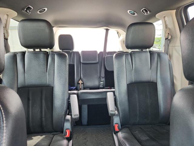 2017 DODGE GRAND CARA - 2C4RDGCG9HR828031