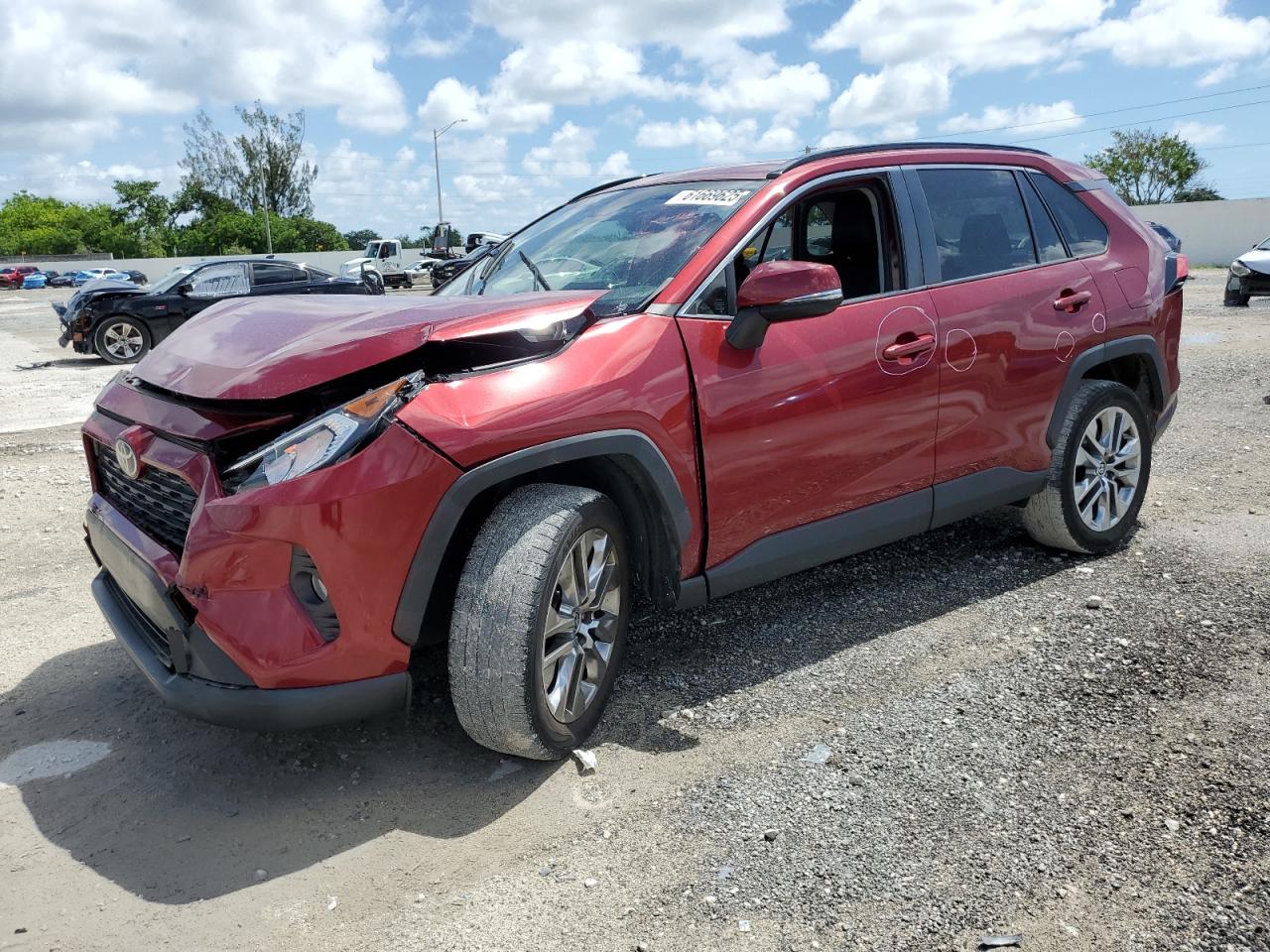 TOYOTA RAV4 XLE PREMIUM