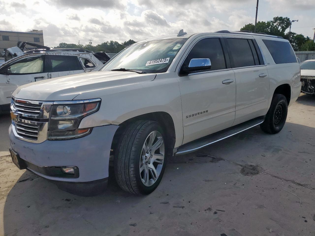 CHEVROLET SUBURBAN C1500 LTZ