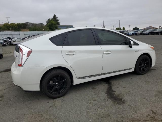 Vin: jtdkn3du1f0428483, lot: 60091405, toyota prius 20153