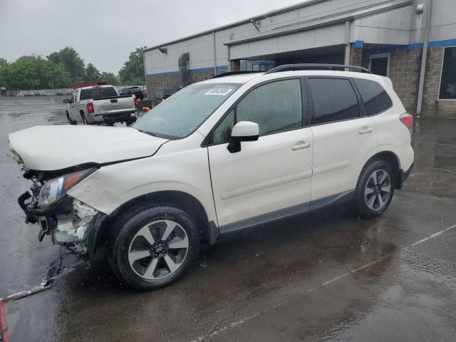 Vin: jf2sjagc6jh483090, lot: 60042685, subaru forester 2.5i premium 2018 img_1
