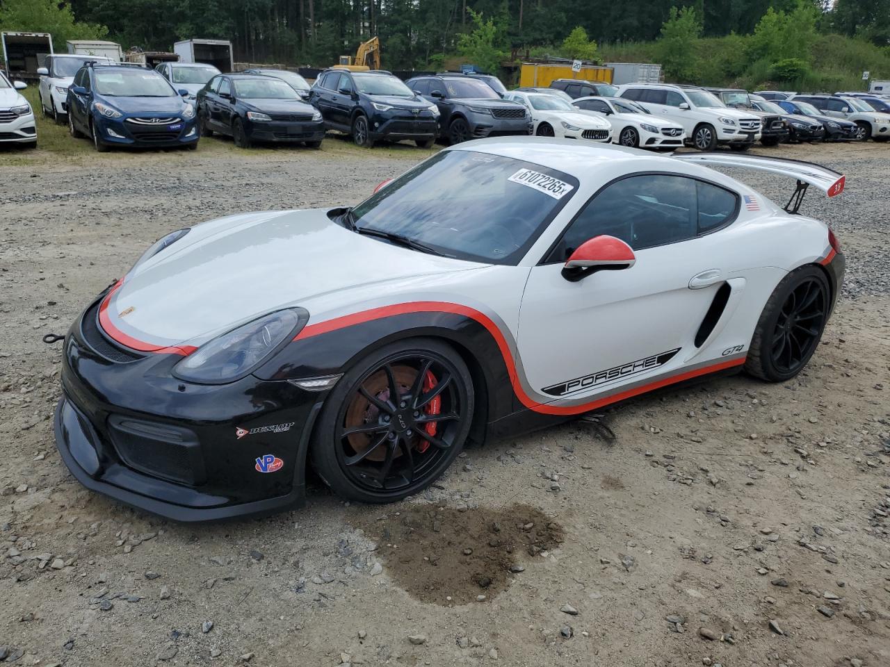 PORSCHE CAYMAN GT4