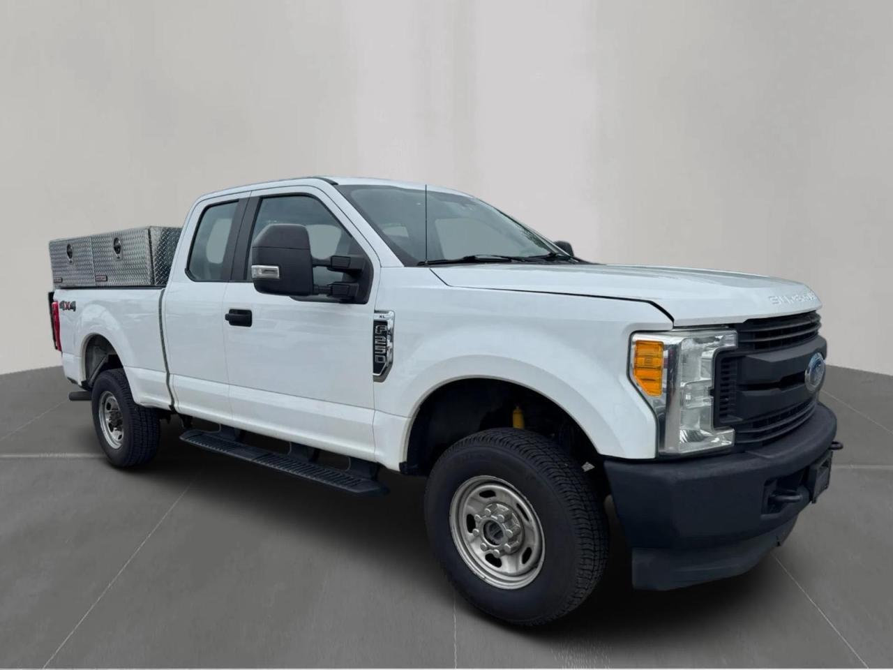 FORD F-250 SUPER DUTY