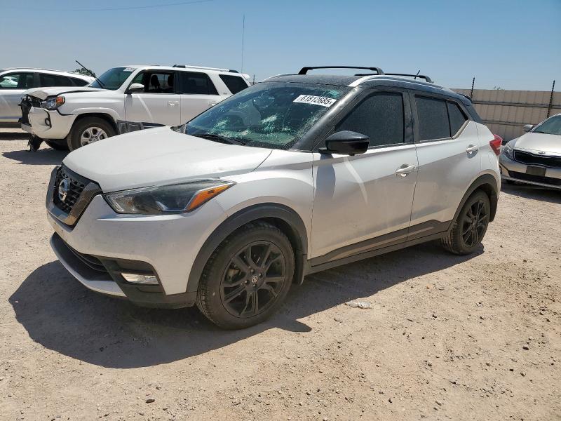 NISSAN KICKS S