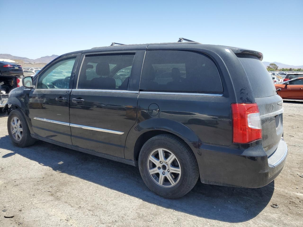 CHRYSLER TOWN & COUNTRY TOURING