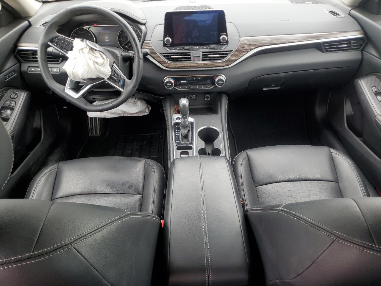 NISSAN ALTIMA PLATINUM