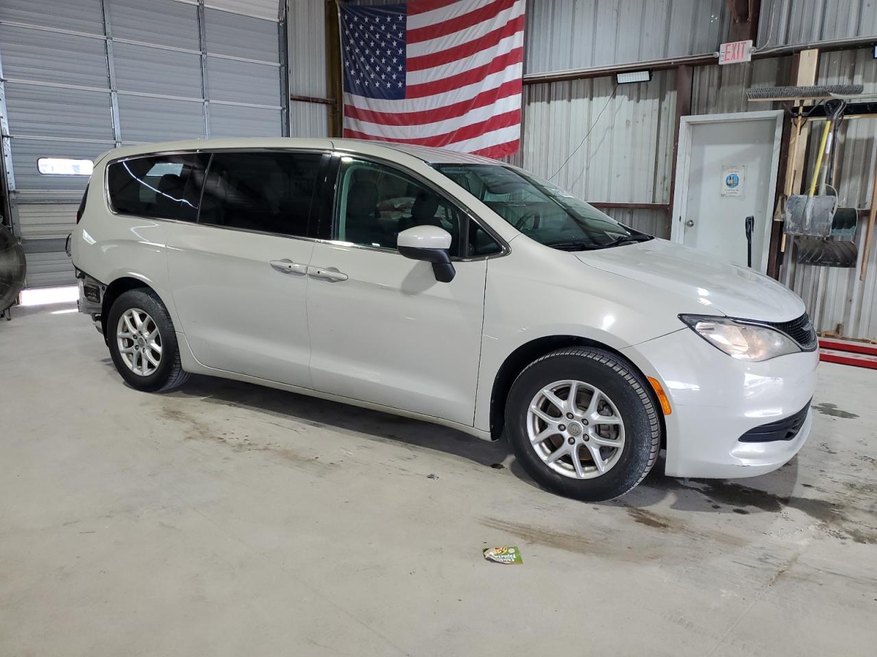 CHRYSLER PACIFICA TOURING