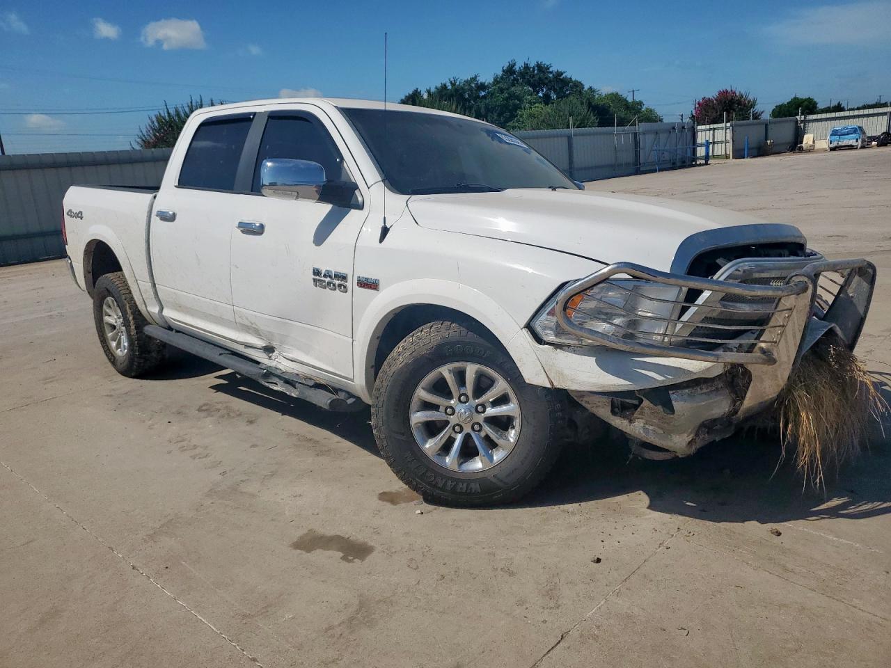 RAM 1500 SLT