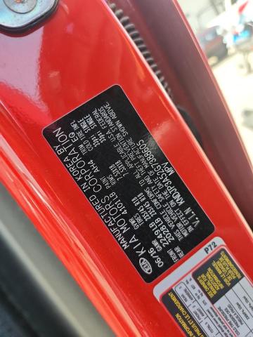 2016 KIA SOUL + - KNDJP3A52G7388605
