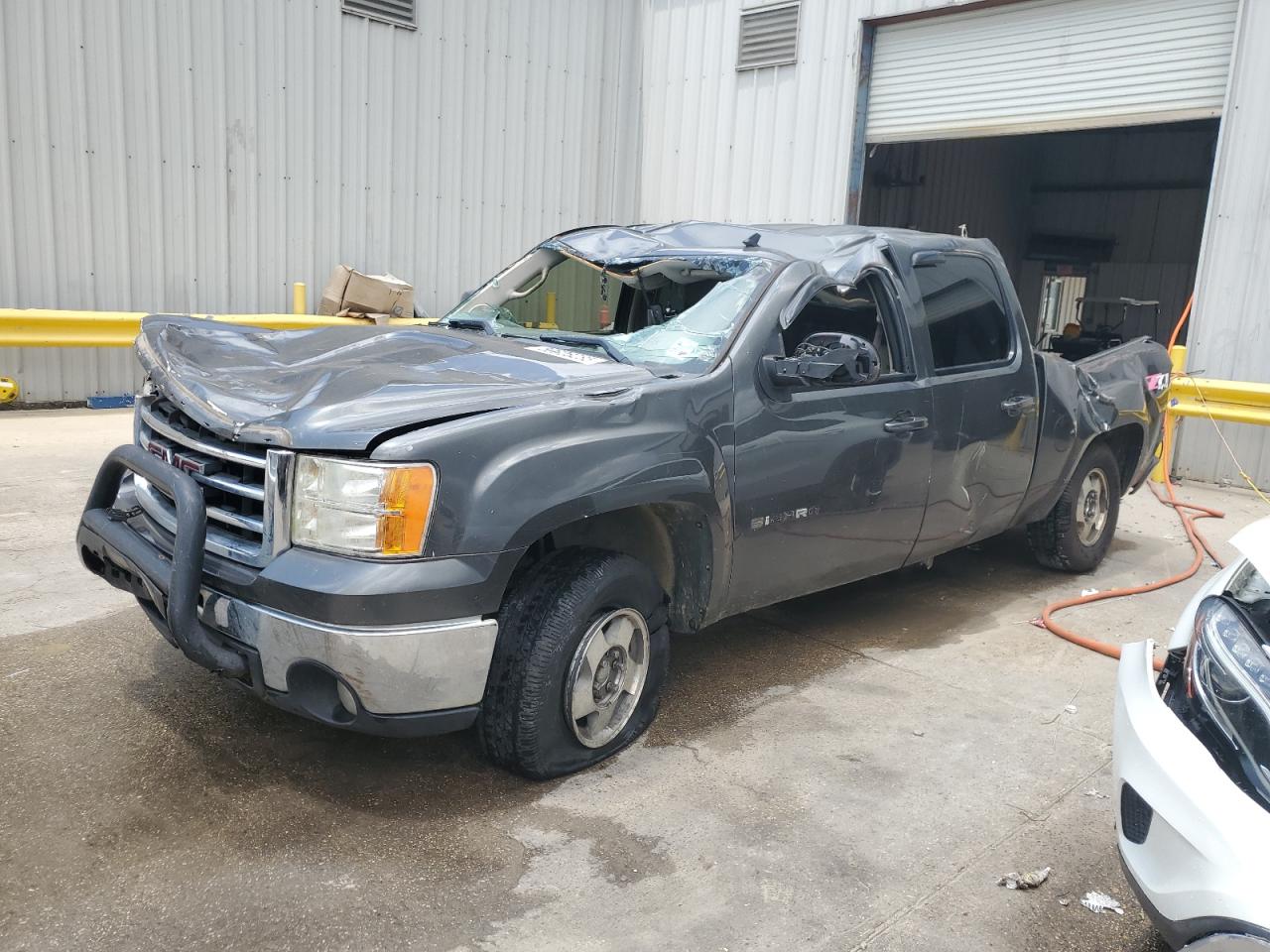 GMC SIERRA K1500 SLT