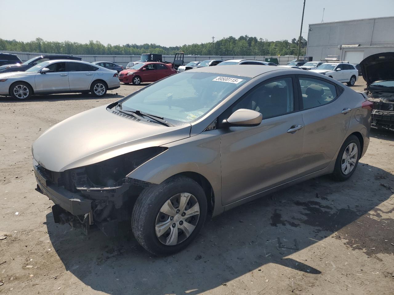HYUNDAI ELANTRA SE