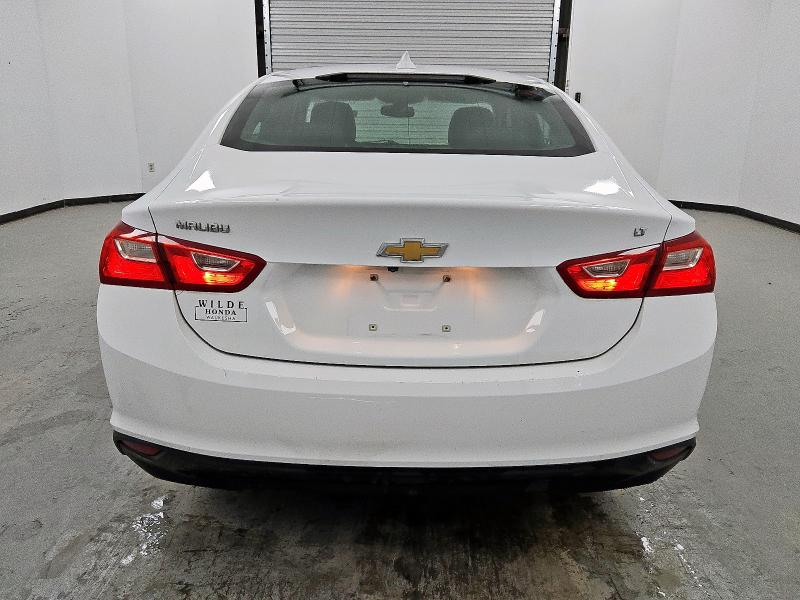 2016 CHEVROLET MALIBU LT 1G1ZE5ST2GF341039