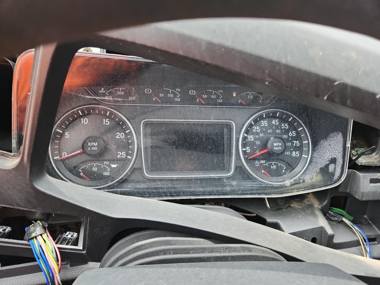 Lot #3275609781 2023 INTERNATIONAL LT625