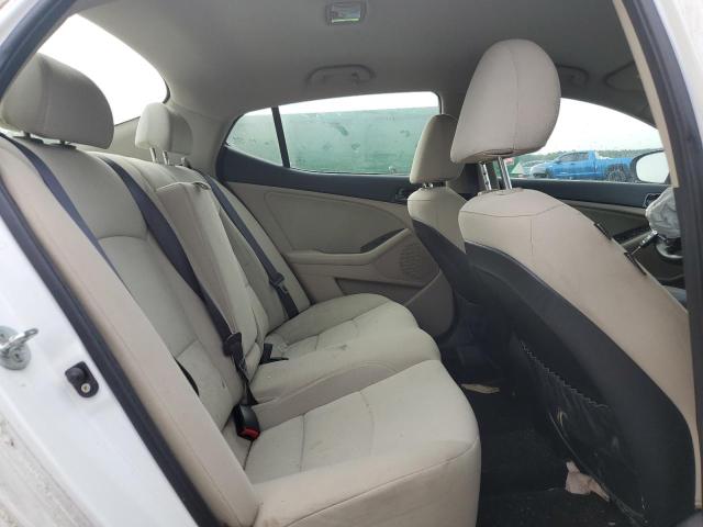 2015 KIA OPTIMA LX - KNAGM4A76F5542041