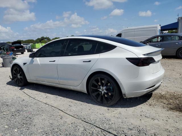 Vin: 5yj3e1ea6mf020847, lot: 61570125, tesla model 3 20212