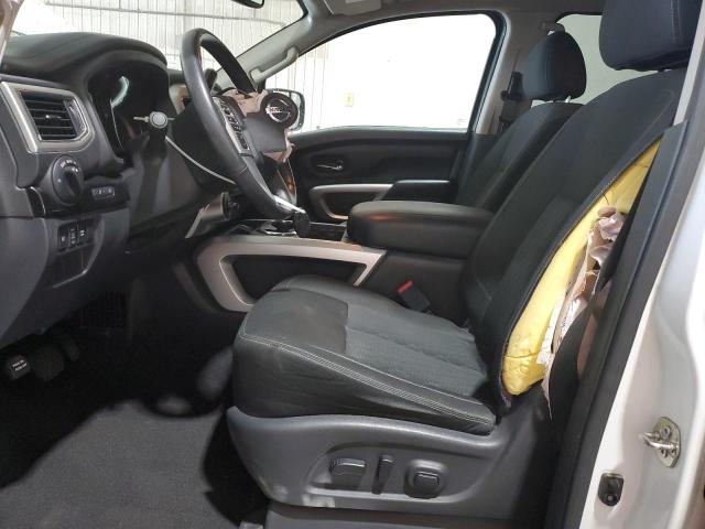 2017 NISSAN TITAN SV 1N6AA1E56HN546082