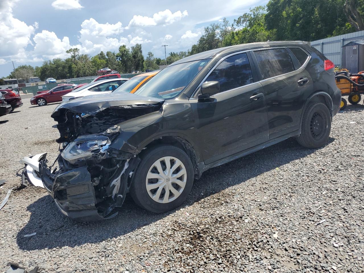 Nissan Rogue s 2017