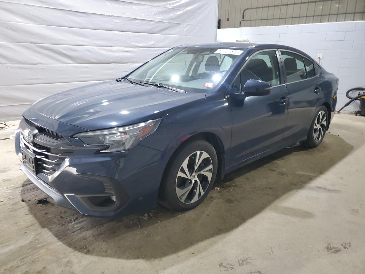 SUBARU LEGACY PREMIUM
