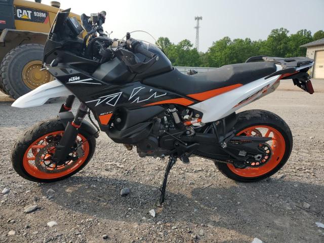 2024 KTM 890 ADVENT VBKTS6403RM879891