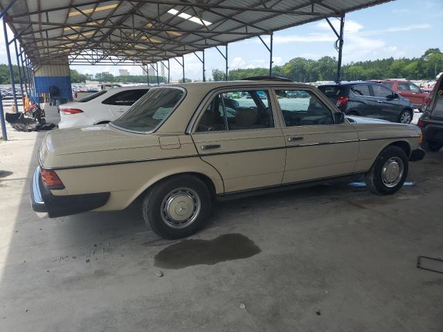 Vin: wdbab23a5cb334921, lot: 61423295, mercedes-benz 240-class d 19823