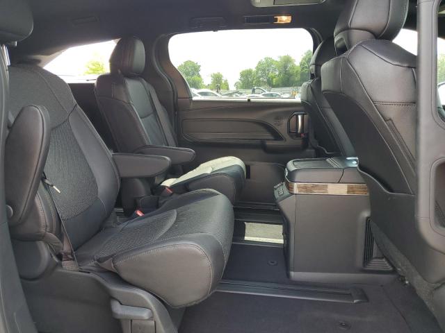 2025 TOYOTA SIENNA LIM 5TDESKFC6SS183725