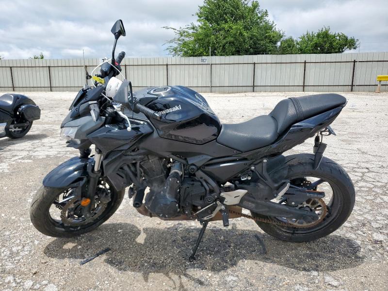 2024 KAWASAKI ER650 P ML5EREP10RDAD3957