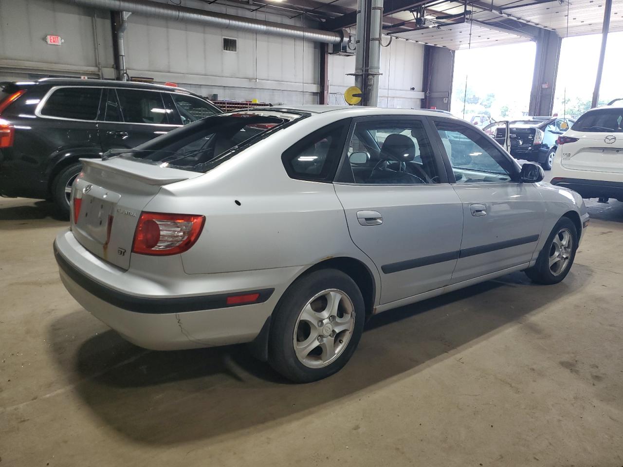 Hyundai Elantra gl 2005