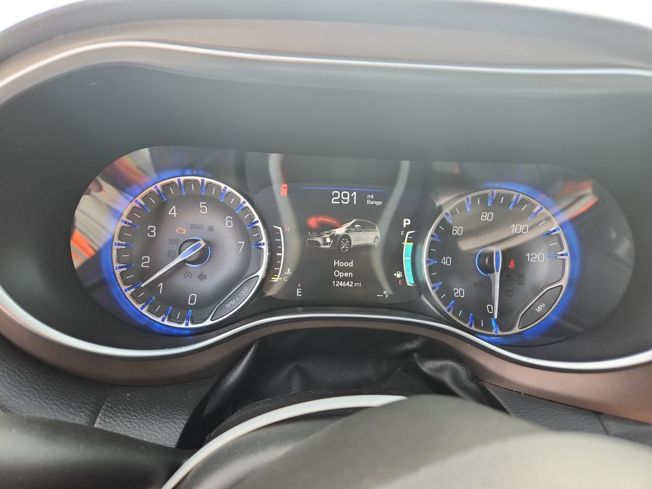 CHRYSLER PACIFICA TOURING L PLUS