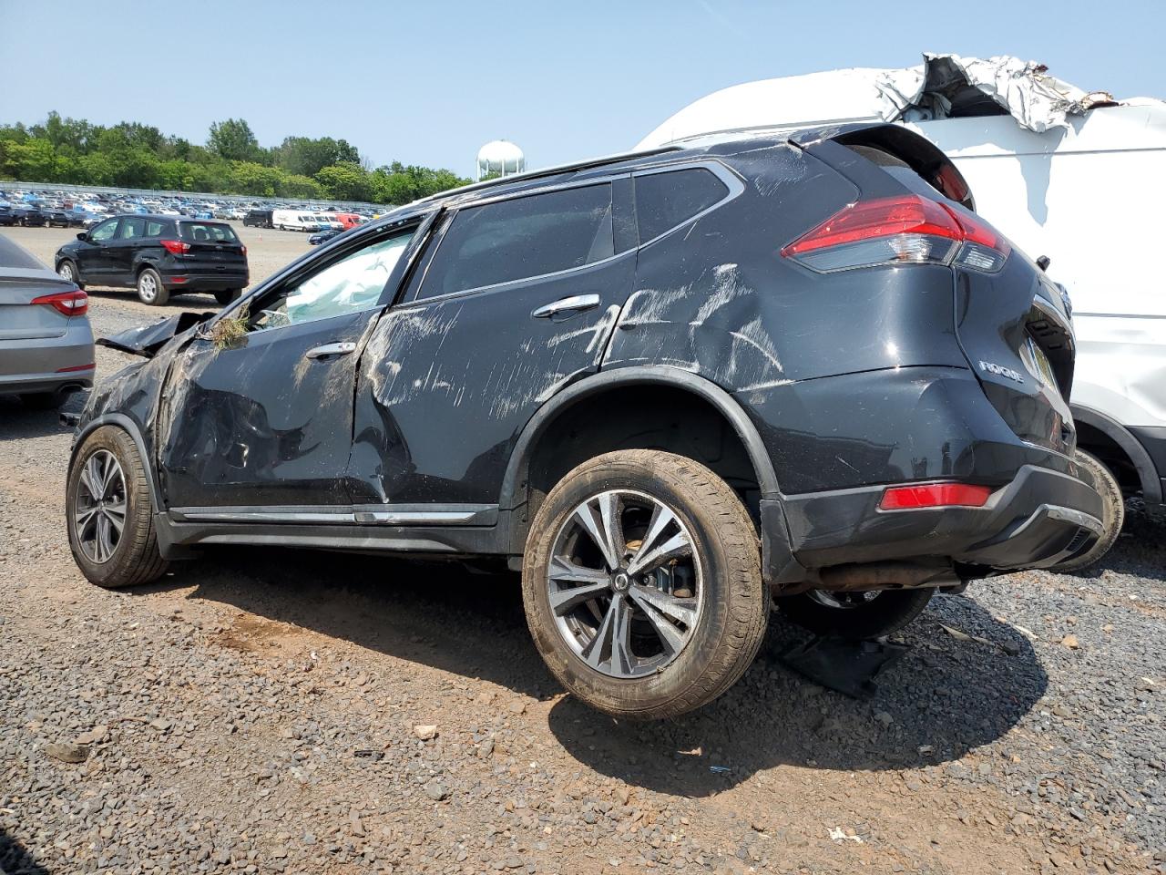 Nissan Rogue s 2017