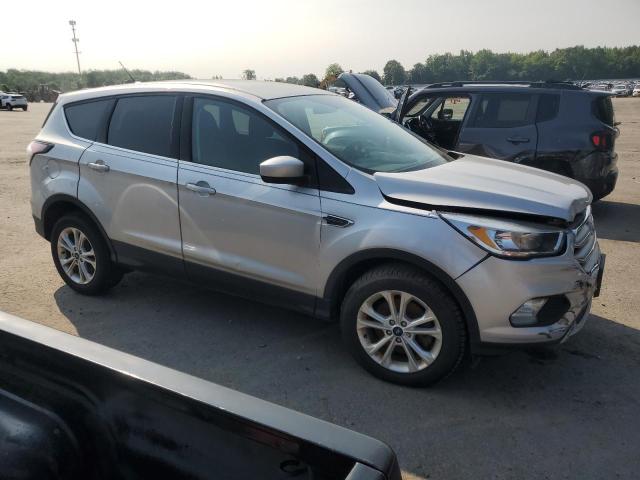 Vin: 1fmcu9g99huf01057, lot: 60351695, ford escape se 20174