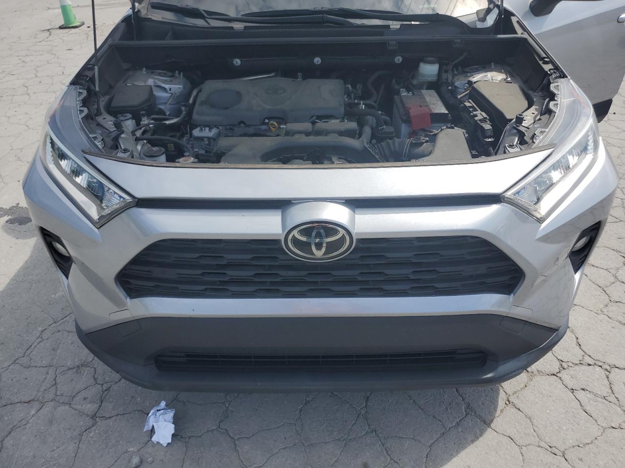 TOYOTA RAV4 XLE PREMIUM